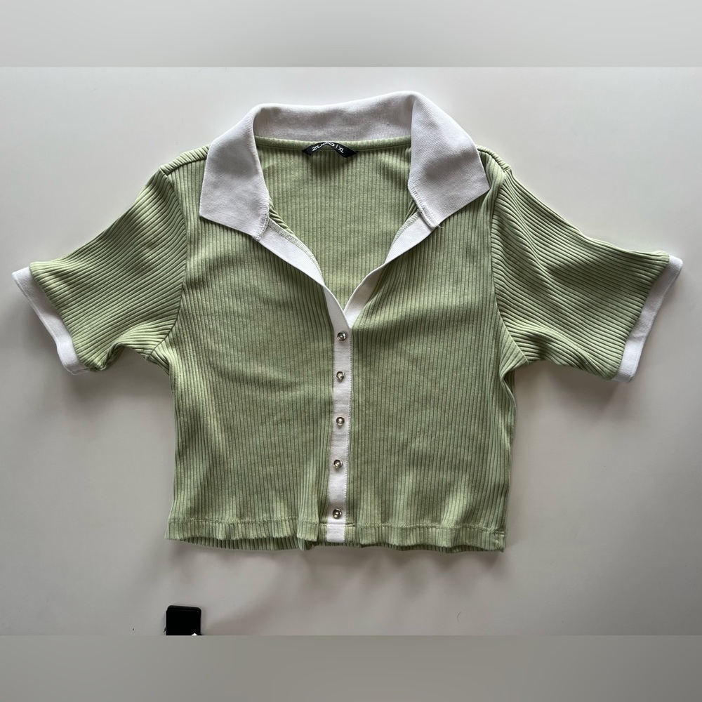 Green Ribbed 90’S Cropped Tee - Picture 2 of 5